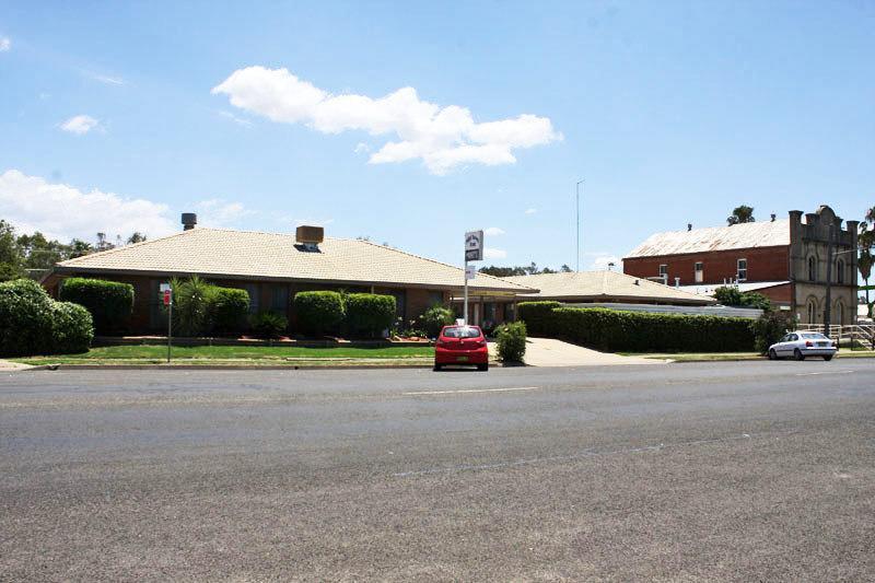 Mid Town Inn Narrabri Exterior foto