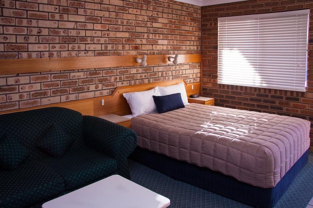 Mid Town Inn Narrabri Quarto foto