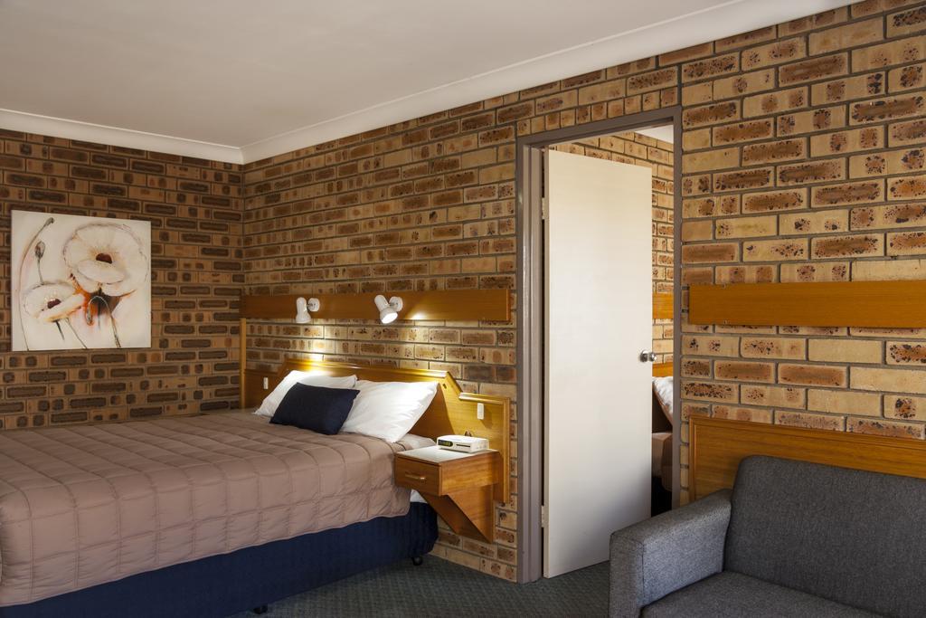 Mid Town Inn Narrabri Quarto foto
